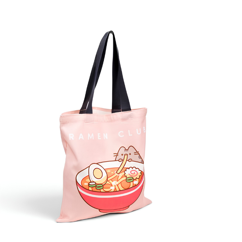 Bolsa Pusheen Ramen Club colgada al hombro estilo kawaii