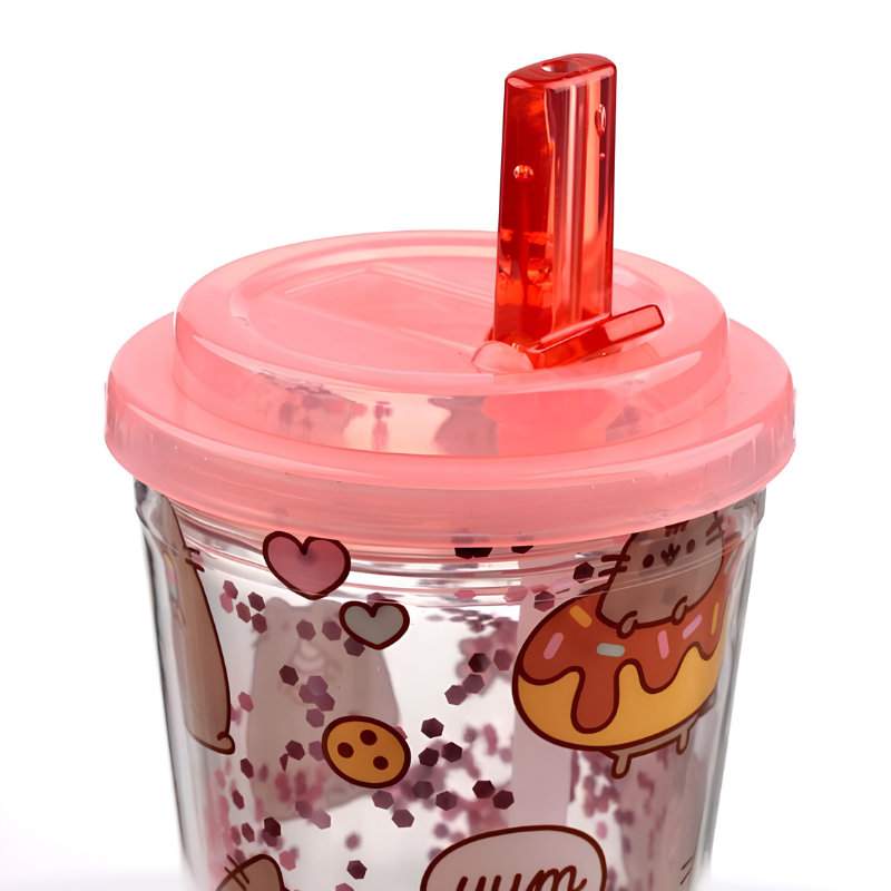 Vista lateral del vaso Pusheen Glotón mostrando sus dimensiones