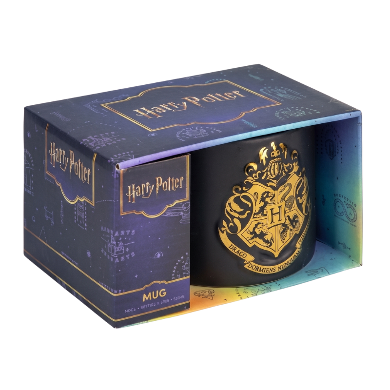 Taza Harry Potter con escudo dorado de Hogwarts, vista desde arriba