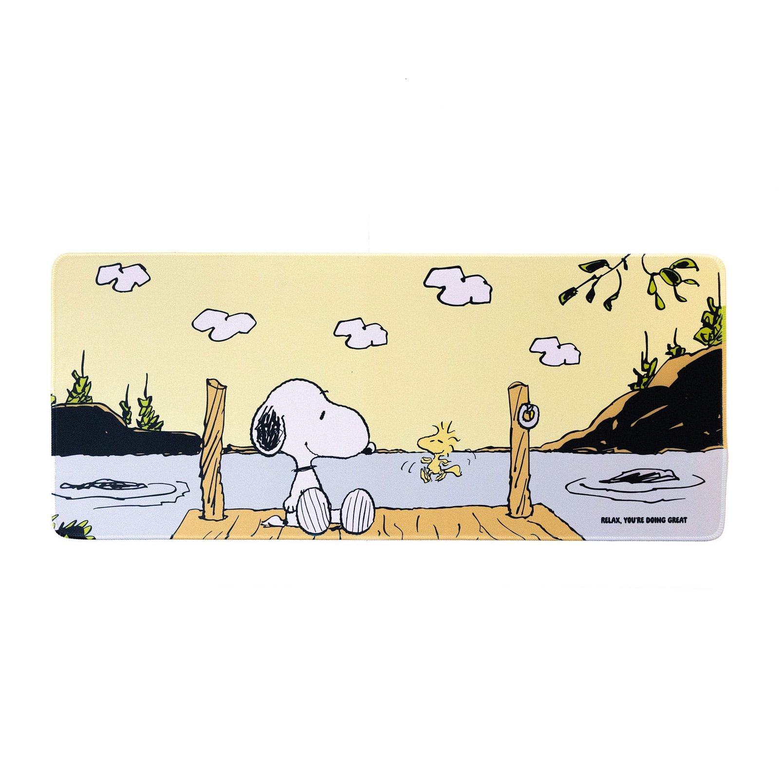 Alfombrilla Snoopy Relax 70x30 con Snoopy y Woodstock junto al lago